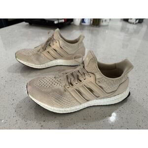 Adidas UltraBoost 5.0 DNA Women Size 8.5 Halo Ivory Cream FZ1851